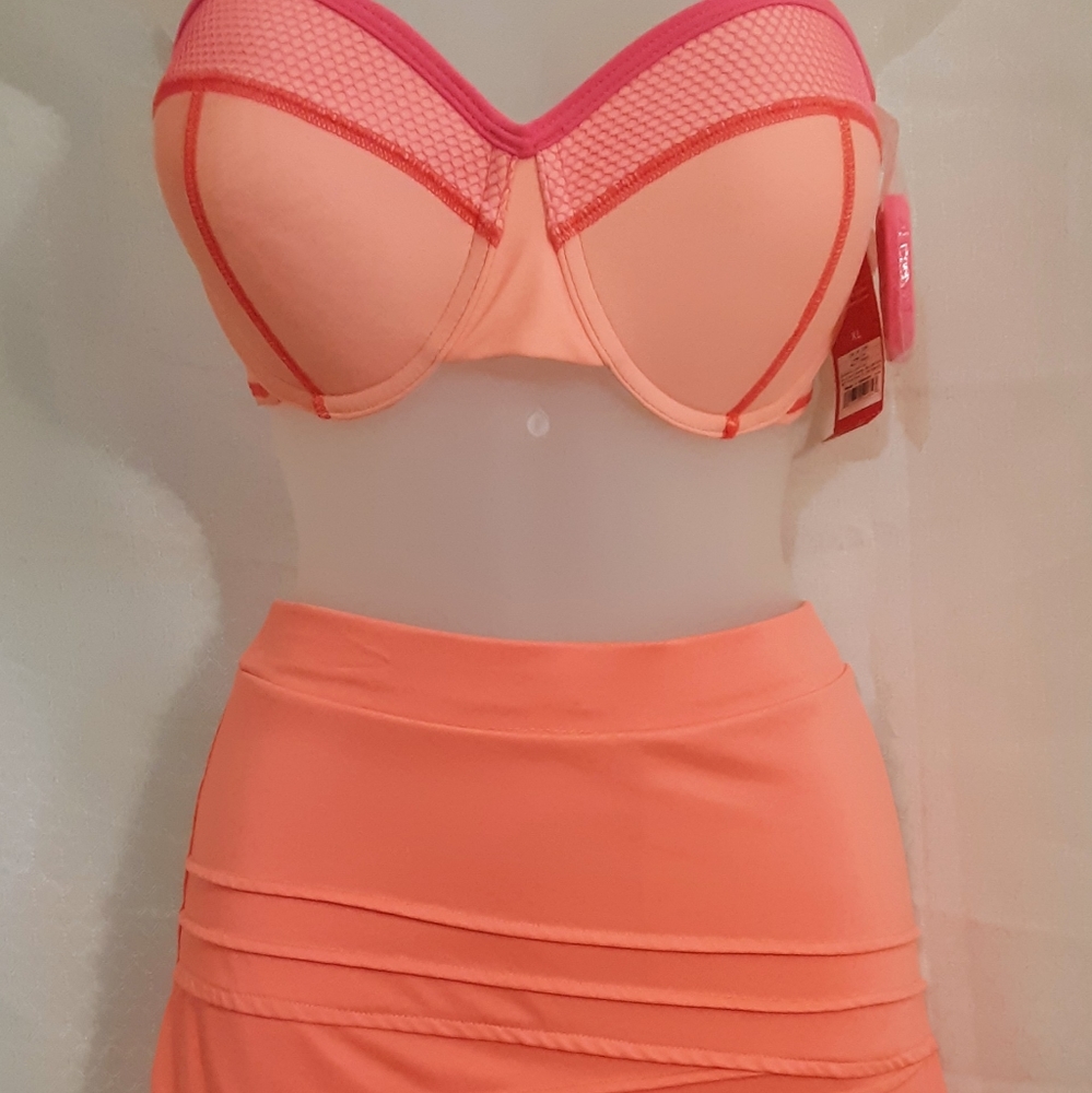 New swimsuit with skort bottoms